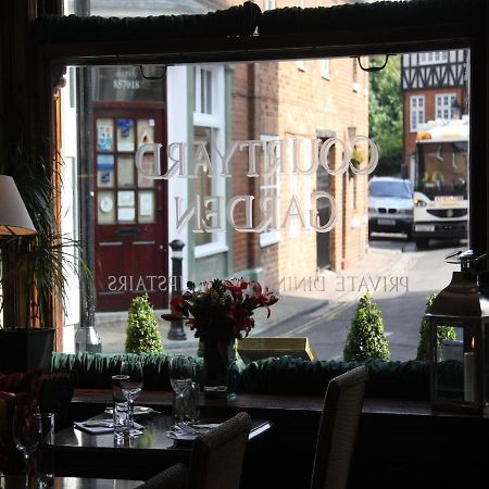 Gilbey'S Bar, Restaurant & Townhouse Bed & Breakfast Windsor Dış mekan fotoğraf